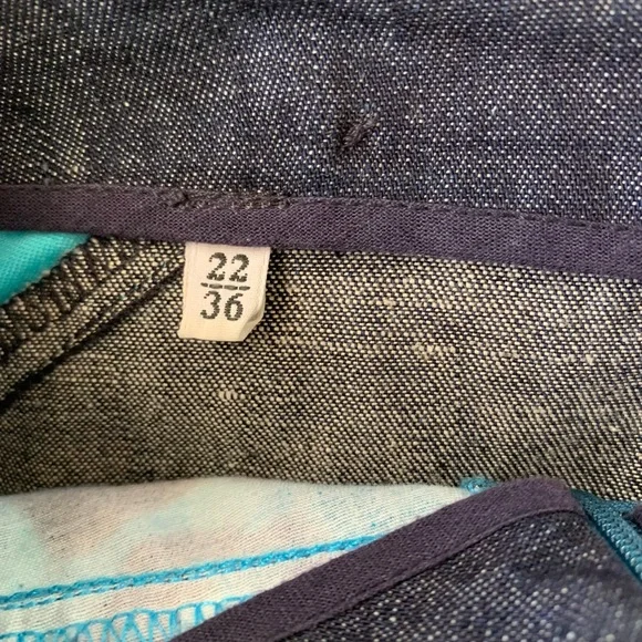 Versace mini skirt - Picture 6 of 6